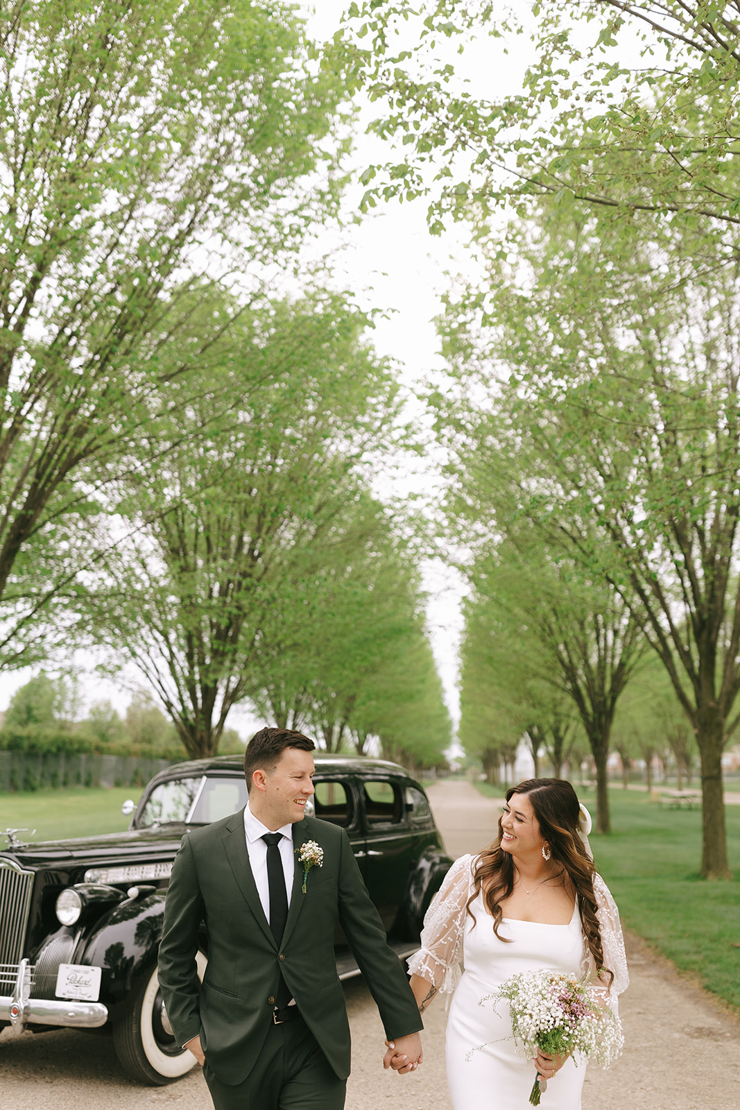 Timeless & Elegant Detroit Wedding at Packard Proving Grounds || Emily and Joel