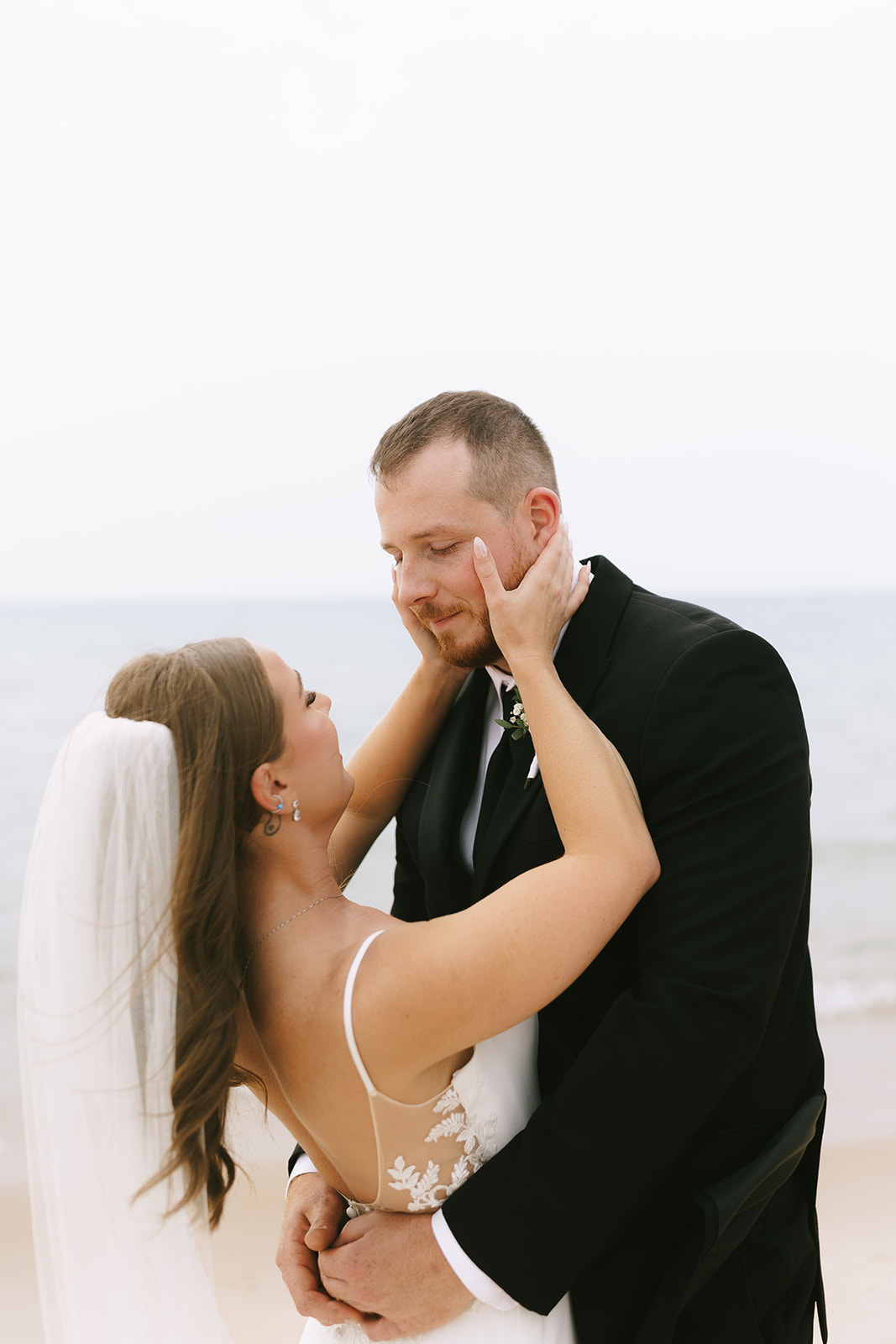 Nontraditional Weekday Wedding in Ludington, MI || Megan and Garrett