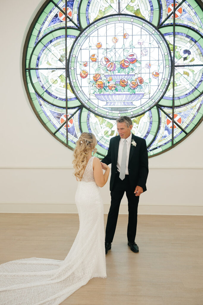 Sophia's dad turns to see her for their first look